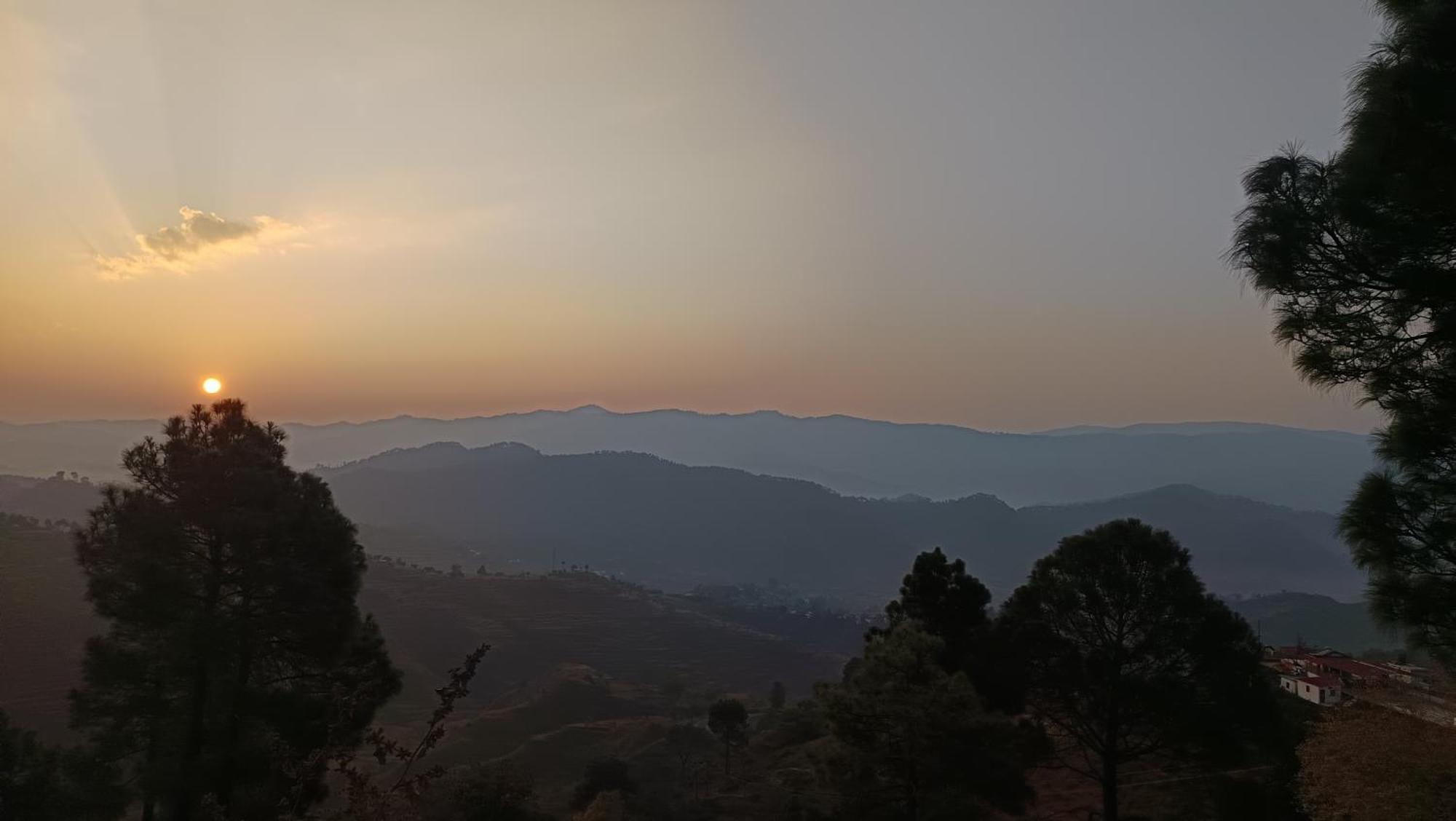 Dwarahat Village Farmstay- Babaji'S Cave Exteriér fotografie